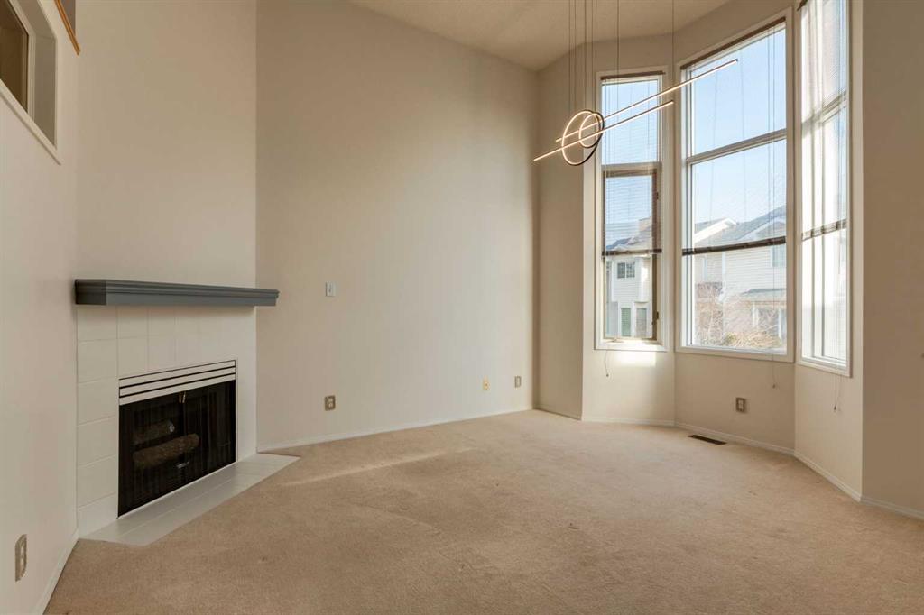 Additional image 3 of 318 Hawkstone Manor NW, Calgary, AB, T3G 3X2