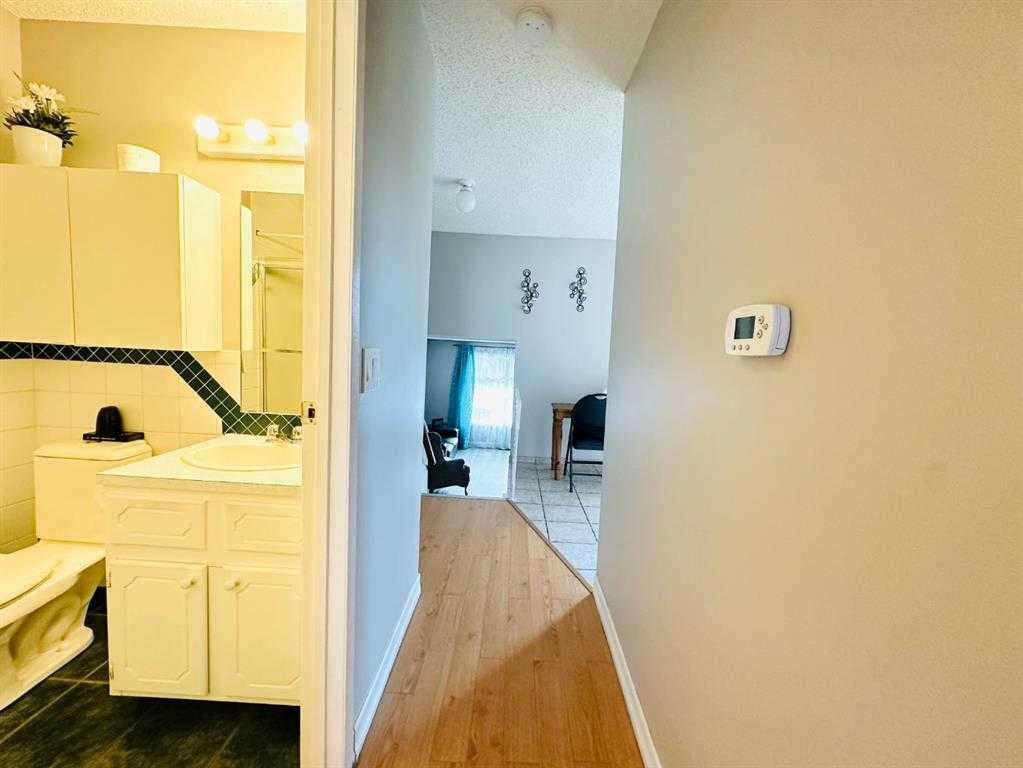 Additional image 6 of 15 Pinecliff Close NE, Calgary, AB, T1Y 4N3