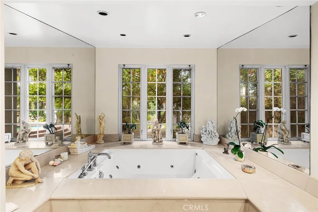Additional image 29 of 22723 Erwin St, Woodland Hills, CA 91367