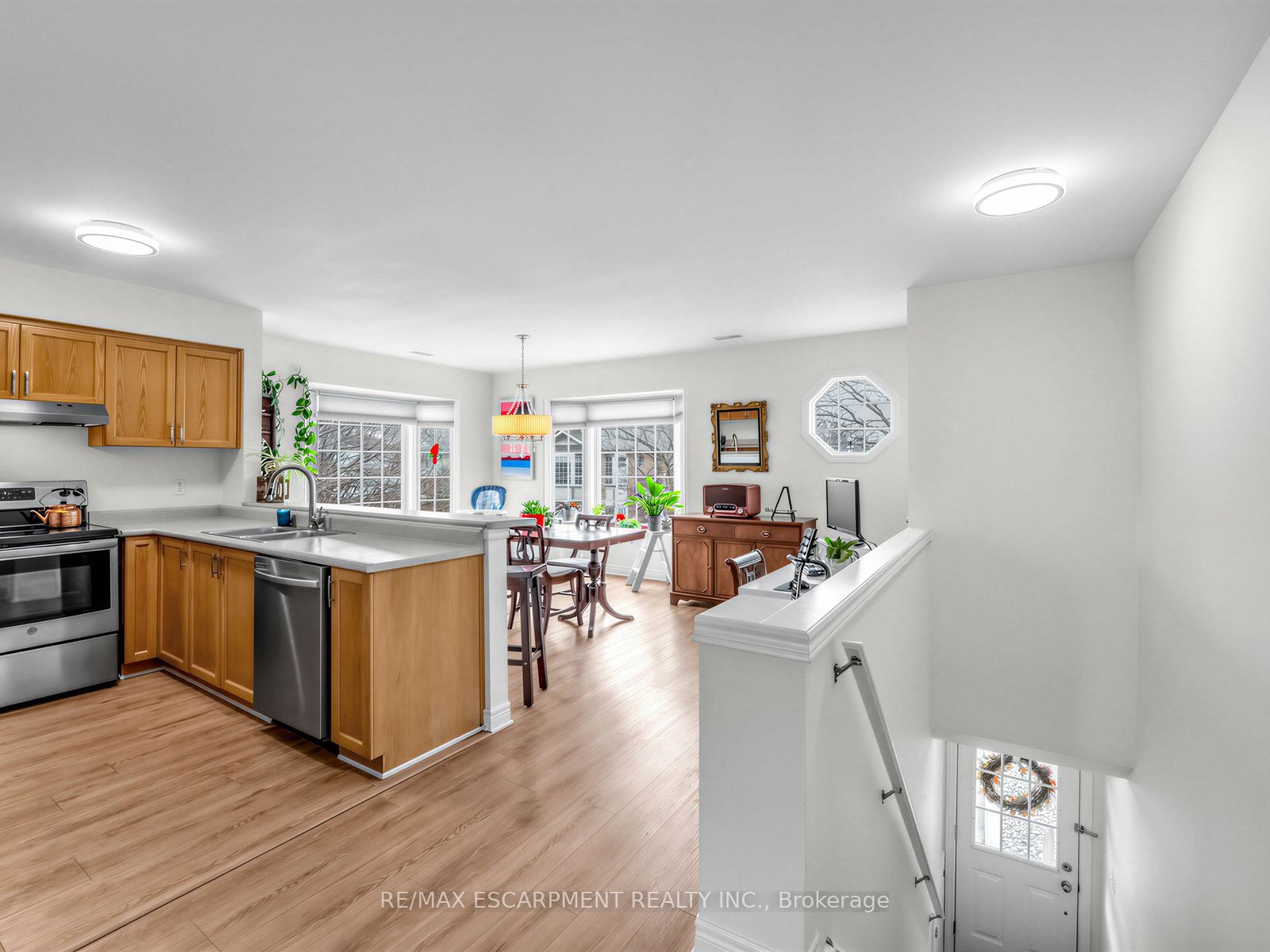 Additional image 4 of 10-705 Cumberland Avenue, Burlington, ON, L7N 3W4
