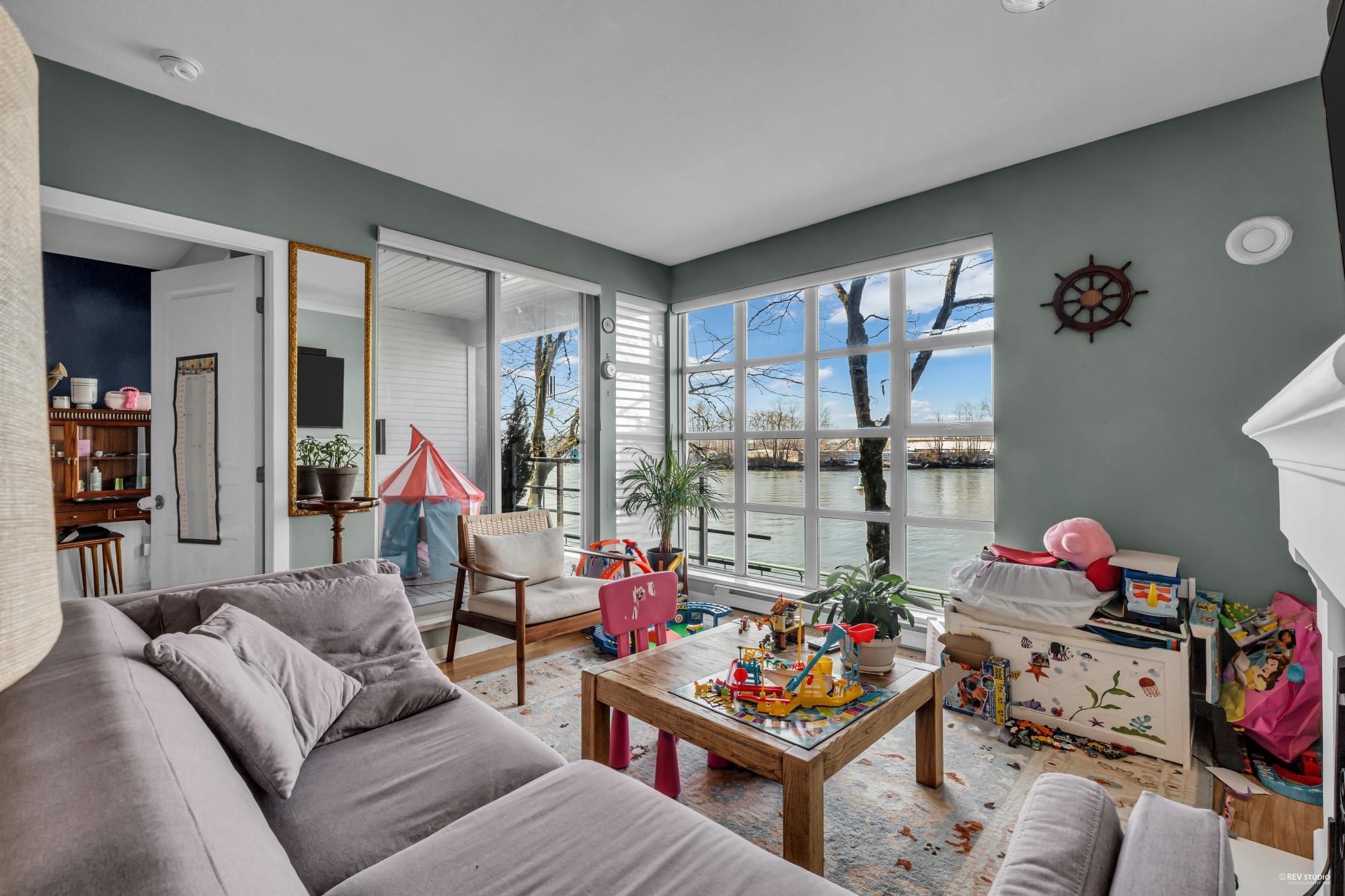 Additional image 2 of 208-2020 Kent Avenue South E, Vancouver, BC, V5P 4X1