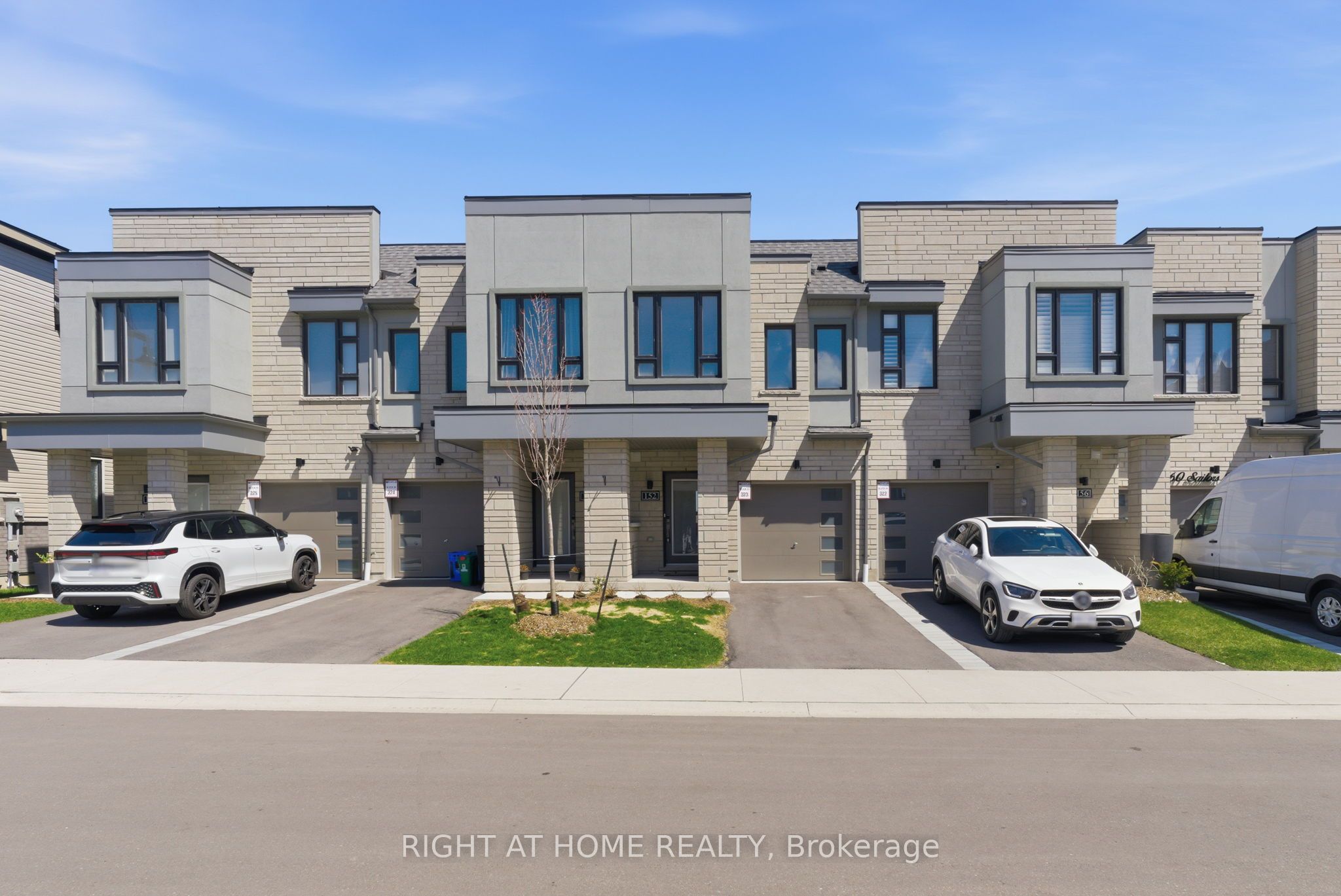152 Sailors Landing, Clarington, ON, L1C 7G4
