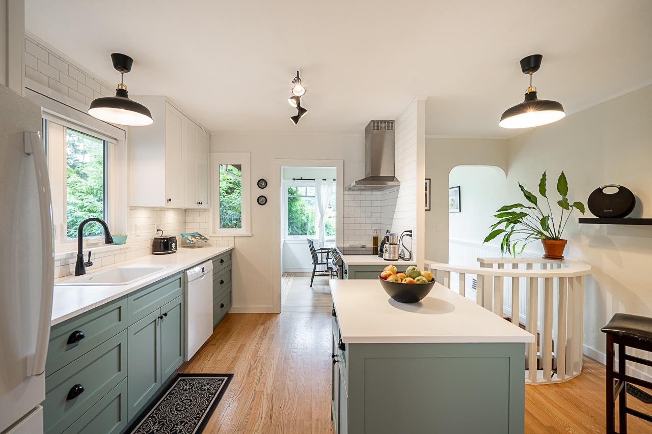 Additional image 6 of 6577 Marine Drive, West Vancouver, BC, V7W 2S8
