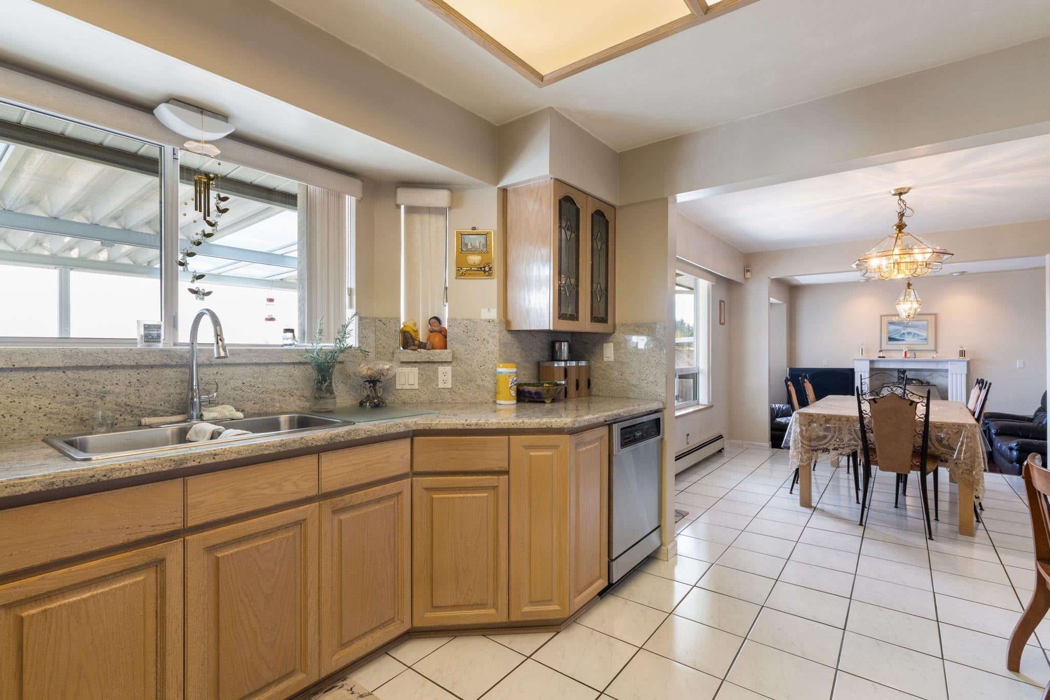 Additional image 6 of 547 Tempe Crescent, North Vancouver, BC, V7N 1E7
