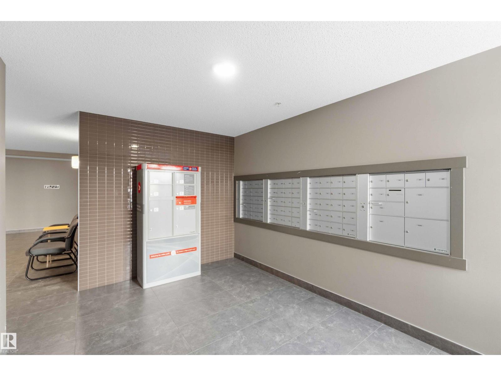 Additional image 6 of 114-2207 44 Avenue NW, Edmonton, AB, T6T0T2
