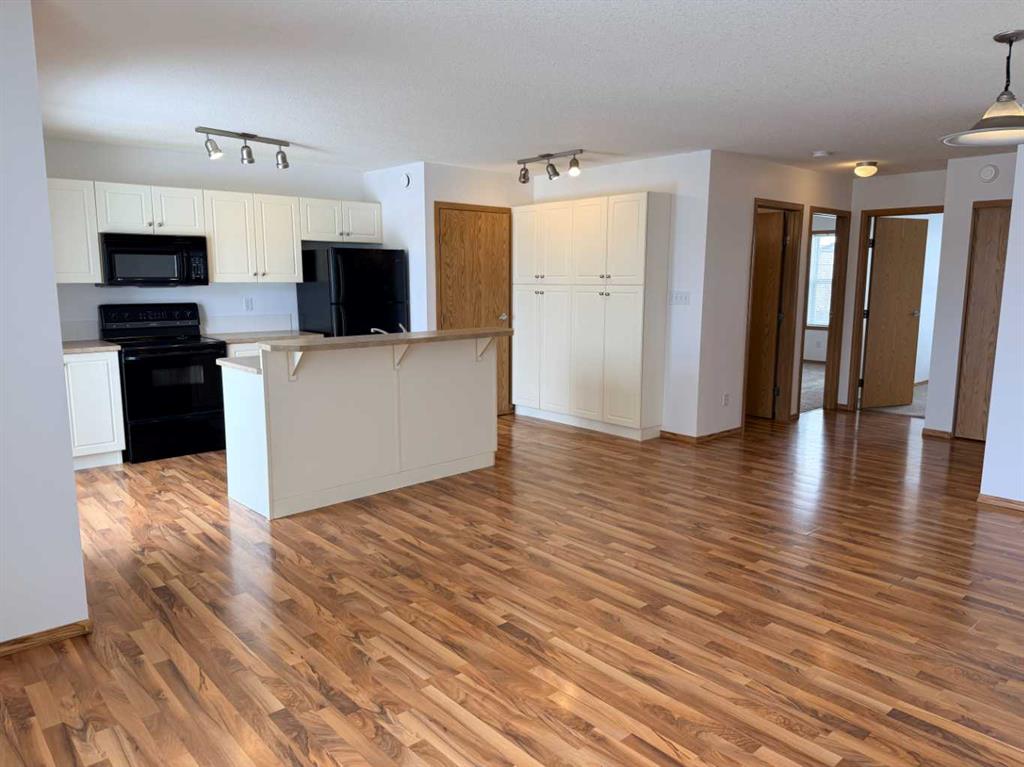 Additional image 4 of 37-20 Jacobs Close, Red Deer, AB, T4P 4C9