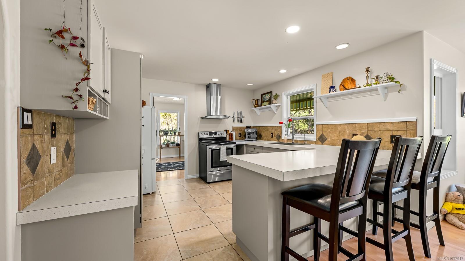 Additional image 6 of 3397 Lake Trail Road, Courtenay, BC, V9N 9M2