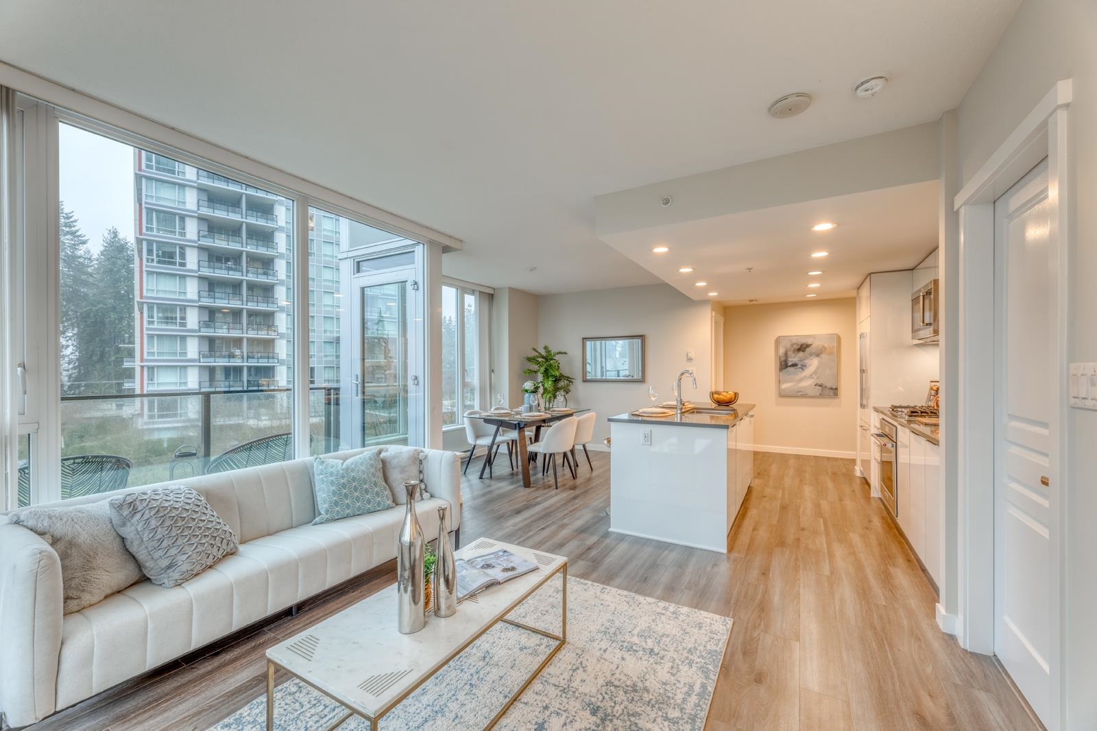 Additional image 4 of 403-3100 Windsor Gate, Coquitlam, BC, V3B 0P3
