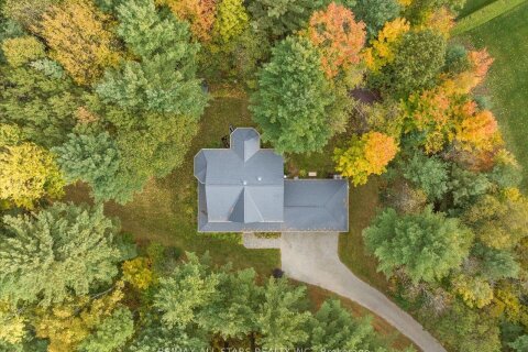 Additional image 8 of 29 Robert Boulevard, Springwater, ON, L0L 1V0