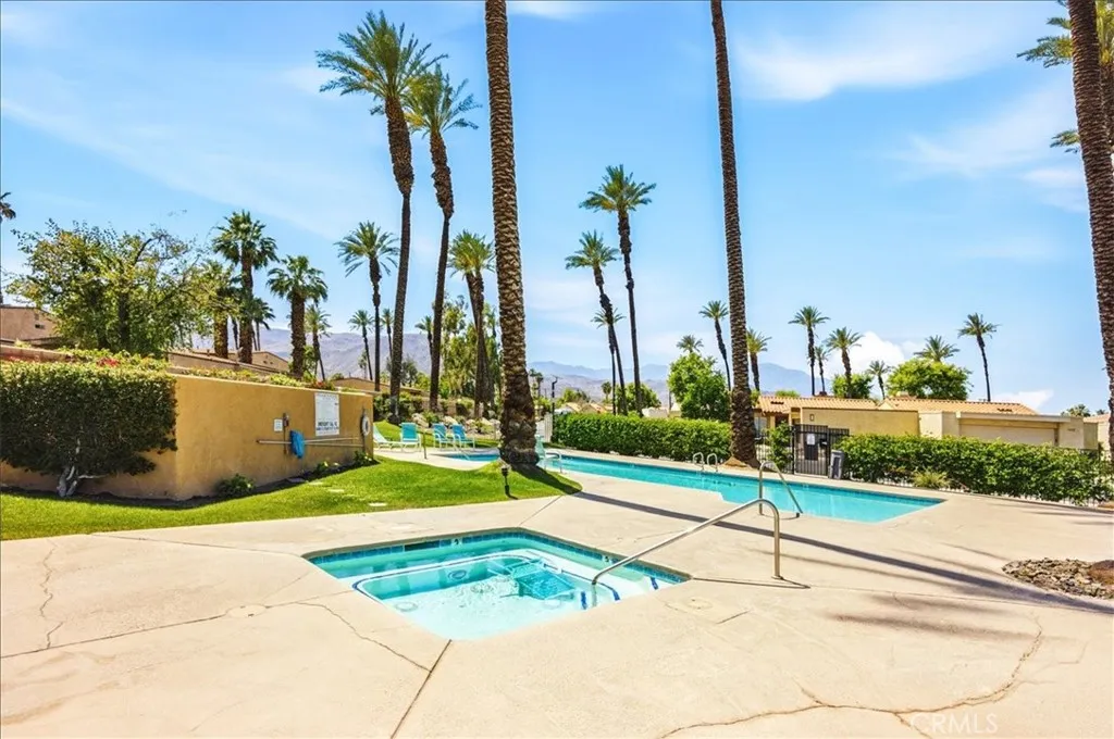74231 Santa Rosa Cir, Palm Desert, CA 92260