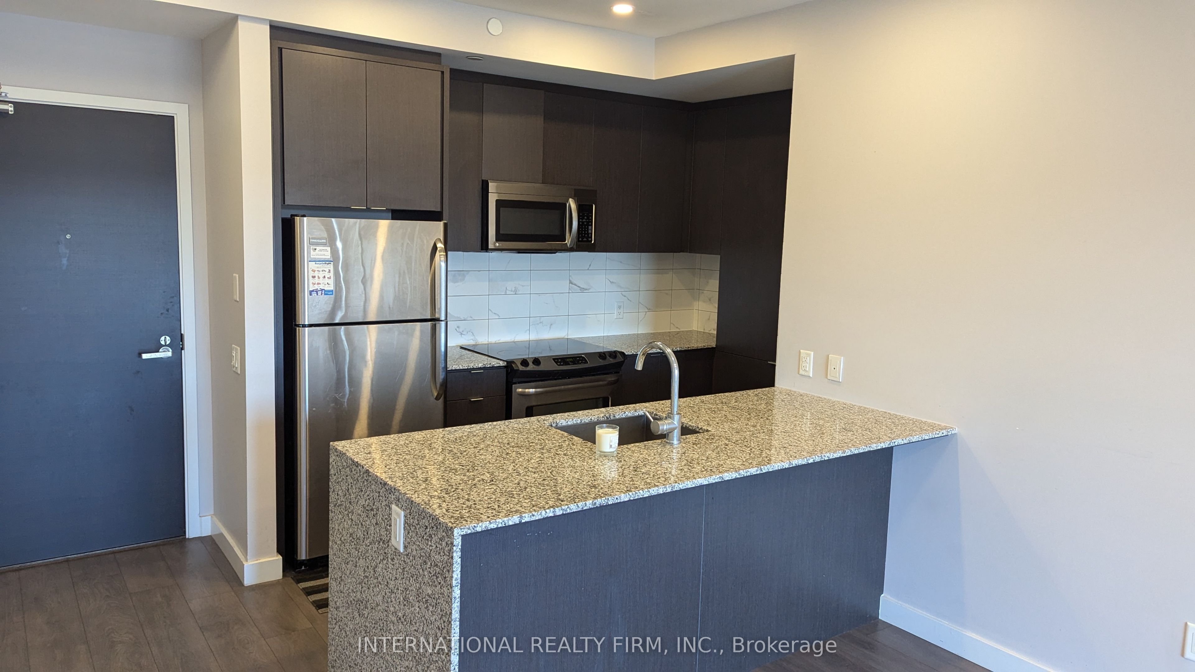 405-5005 Harvard Road, Mississauga, ON, L5M 0W5