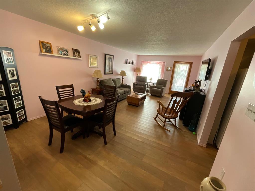 Additional image 4 of 4630 42 Street Crescent, Red Deer, AB, T4N 6Y6