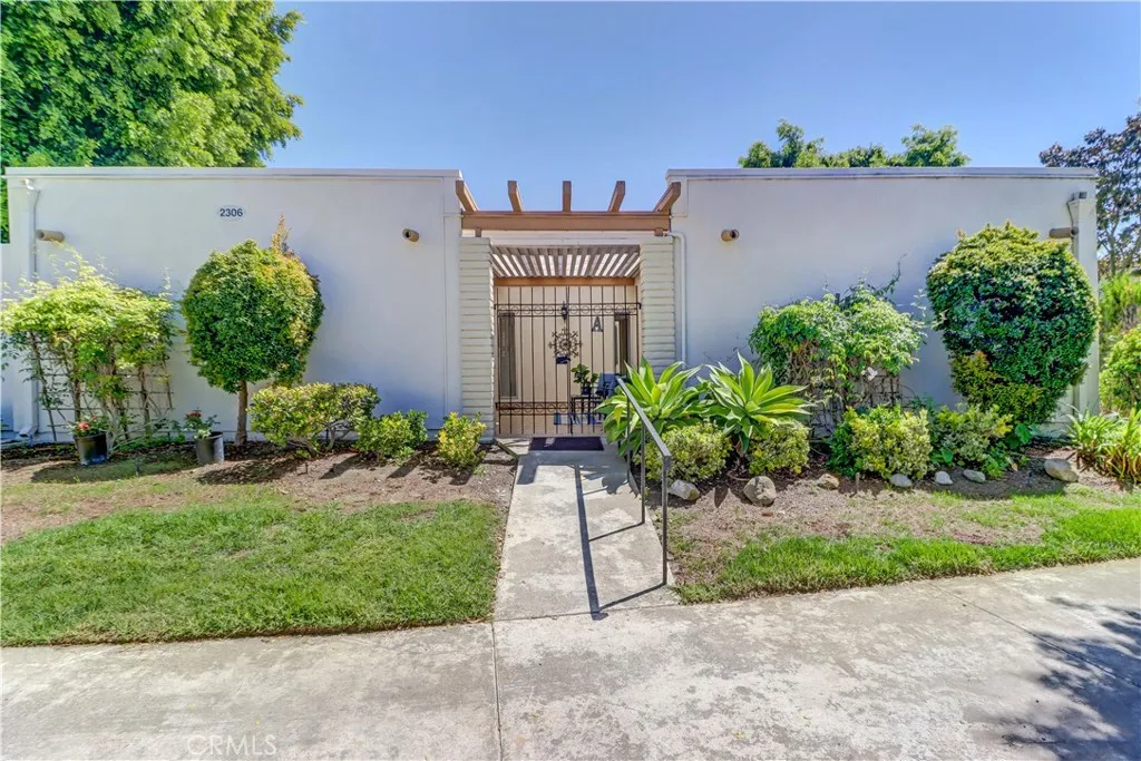 Additional image 2 of 2306 Via Puerta Unit A, Laguna Woods, CA 92637