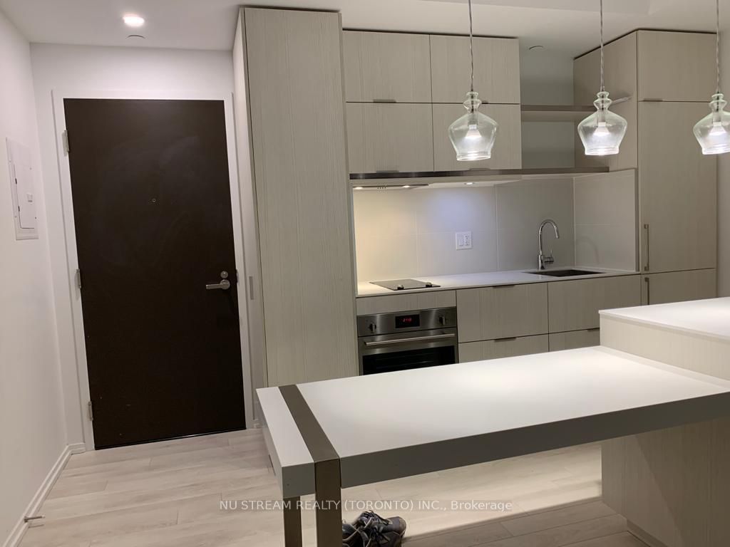Additional image 3 of 3213-197 Yonge Street, Toronto, ON, M5B 0C1
