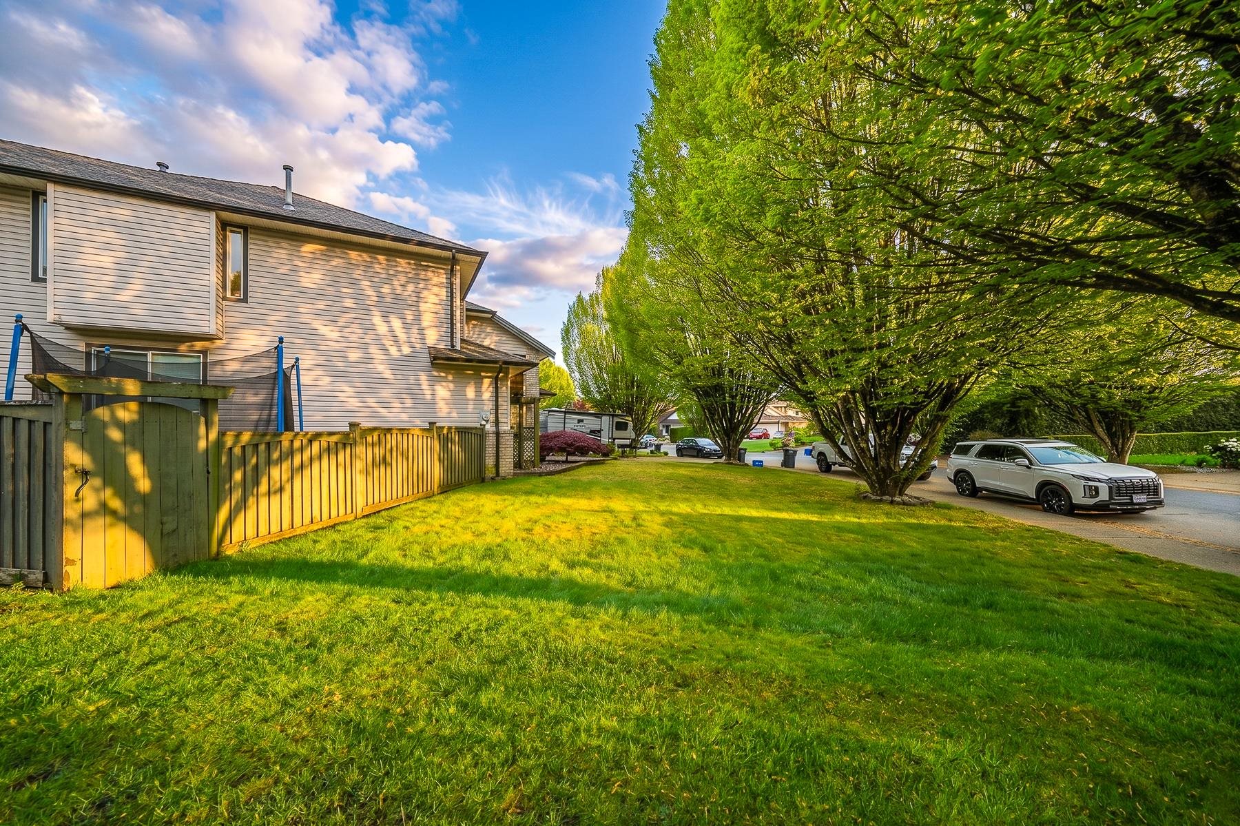 Additional image 2 of 9256 203 Street, Langley, BC, V1M 2M7