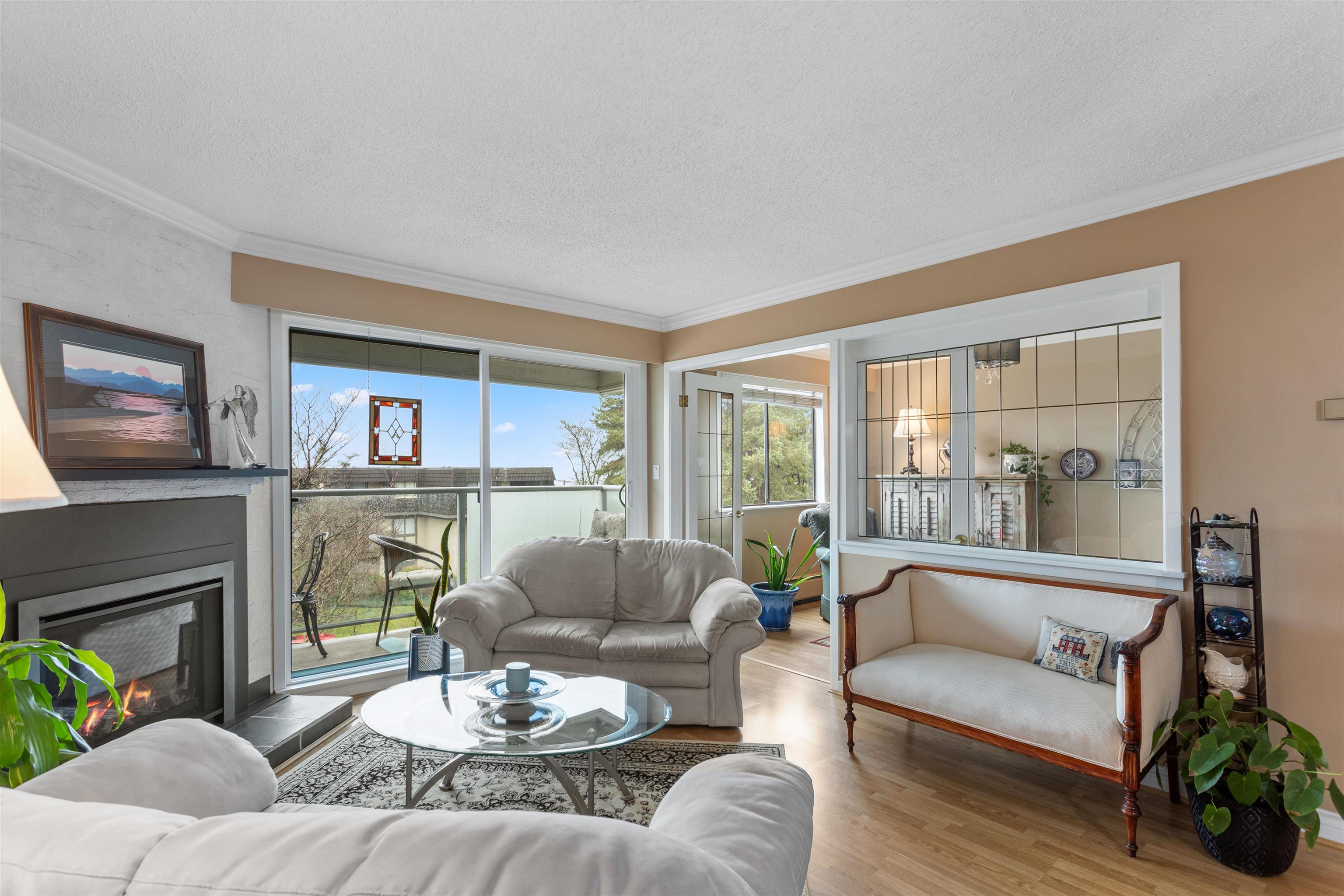 Additional image 4 of 201-308 2nd Street W, North Vancouver, BC, V7M 1E1