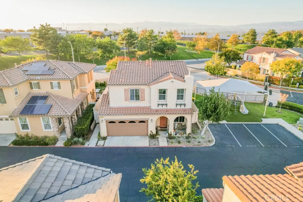 27117 Eden Court, Newhall, CA 91350