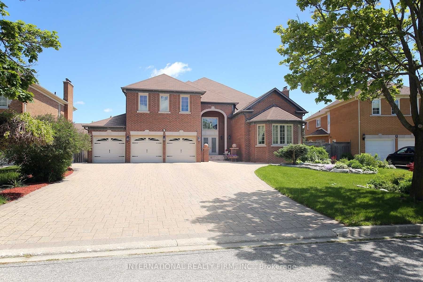 7 Elderwood Drive, Richmond Hill, ON, L4B 2X3
