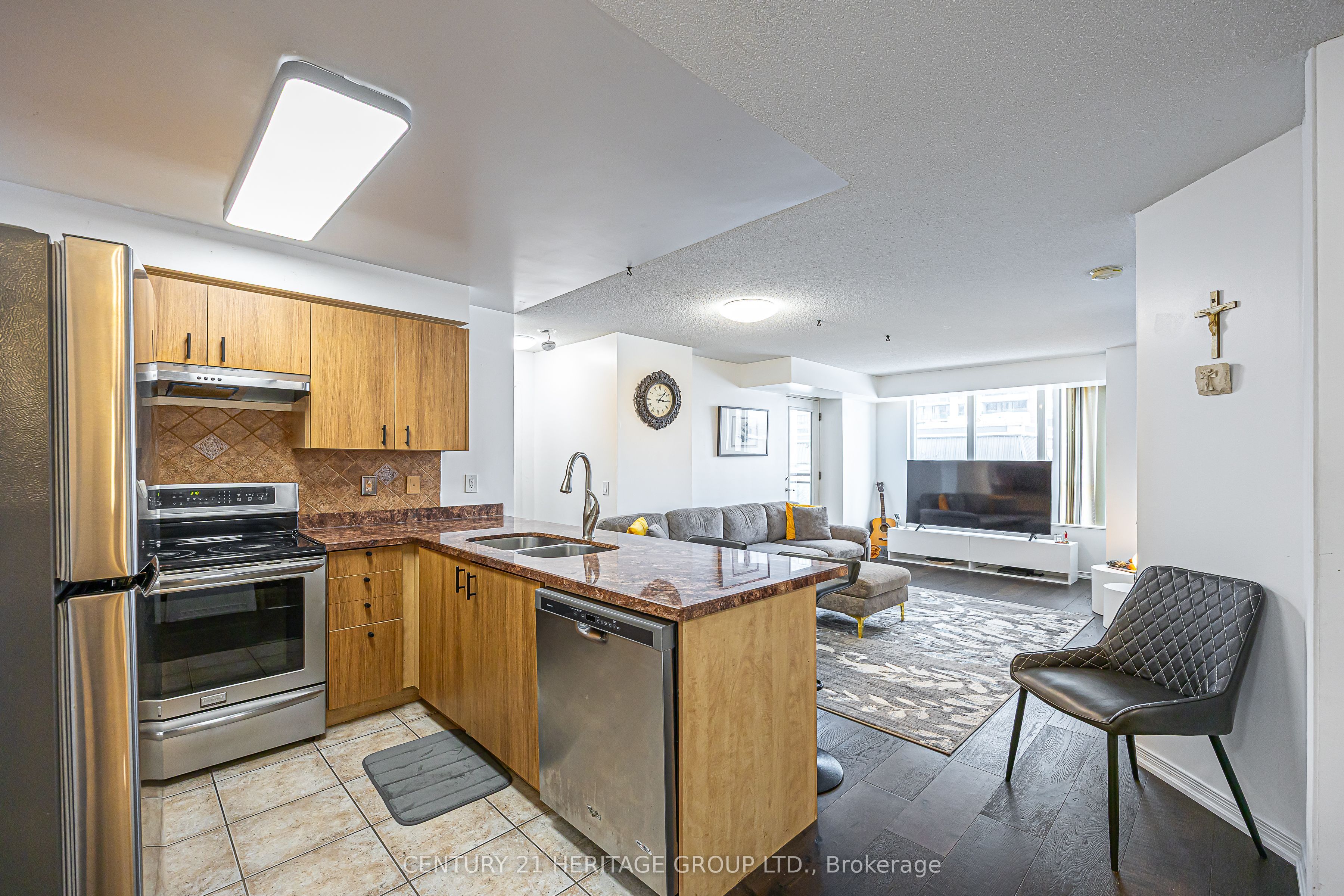 Additional image 5 of 211-310 Red Maple Road, Richmond Hill, ON, L4C 0T7