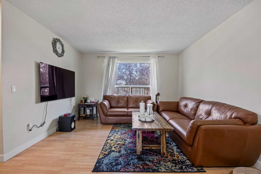 Additional image 5 of 8-4360 58 Street NE, Calgary, AB, T1Y 4S4