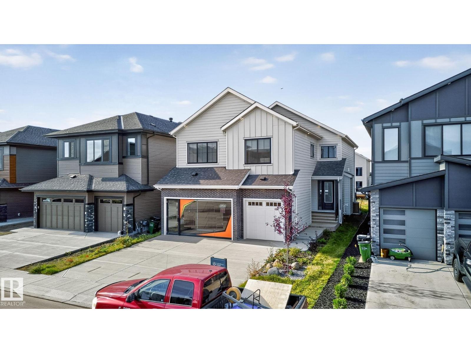 Additional image 4 of 17124 2 Street NW, Edmonton, AB, T5Y4G5