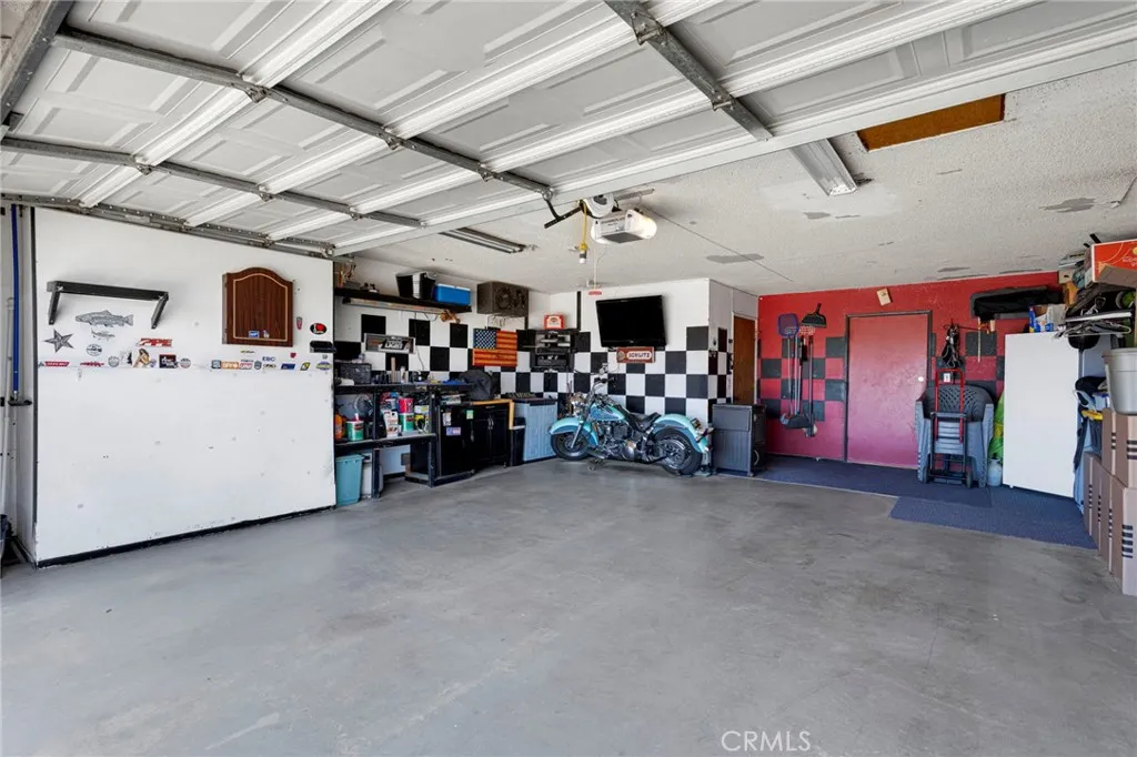 Additional image 99 of 9872 Aster Rd, Oak Hills, CA 92344