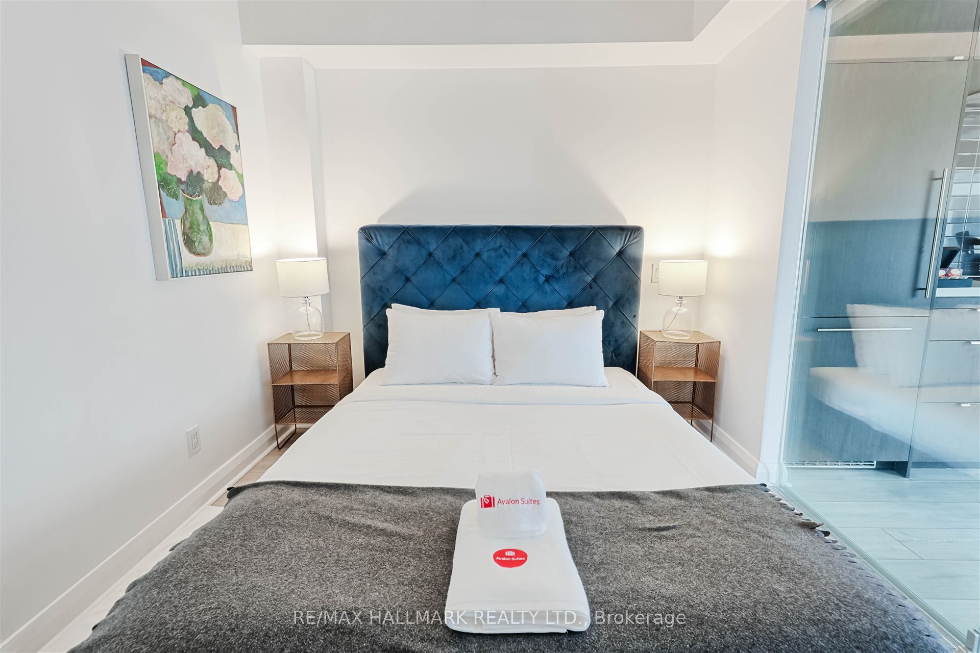 Additional image 5 of 1412-155 Yorkville Avenue, Toronto, ON, M5R 0B4