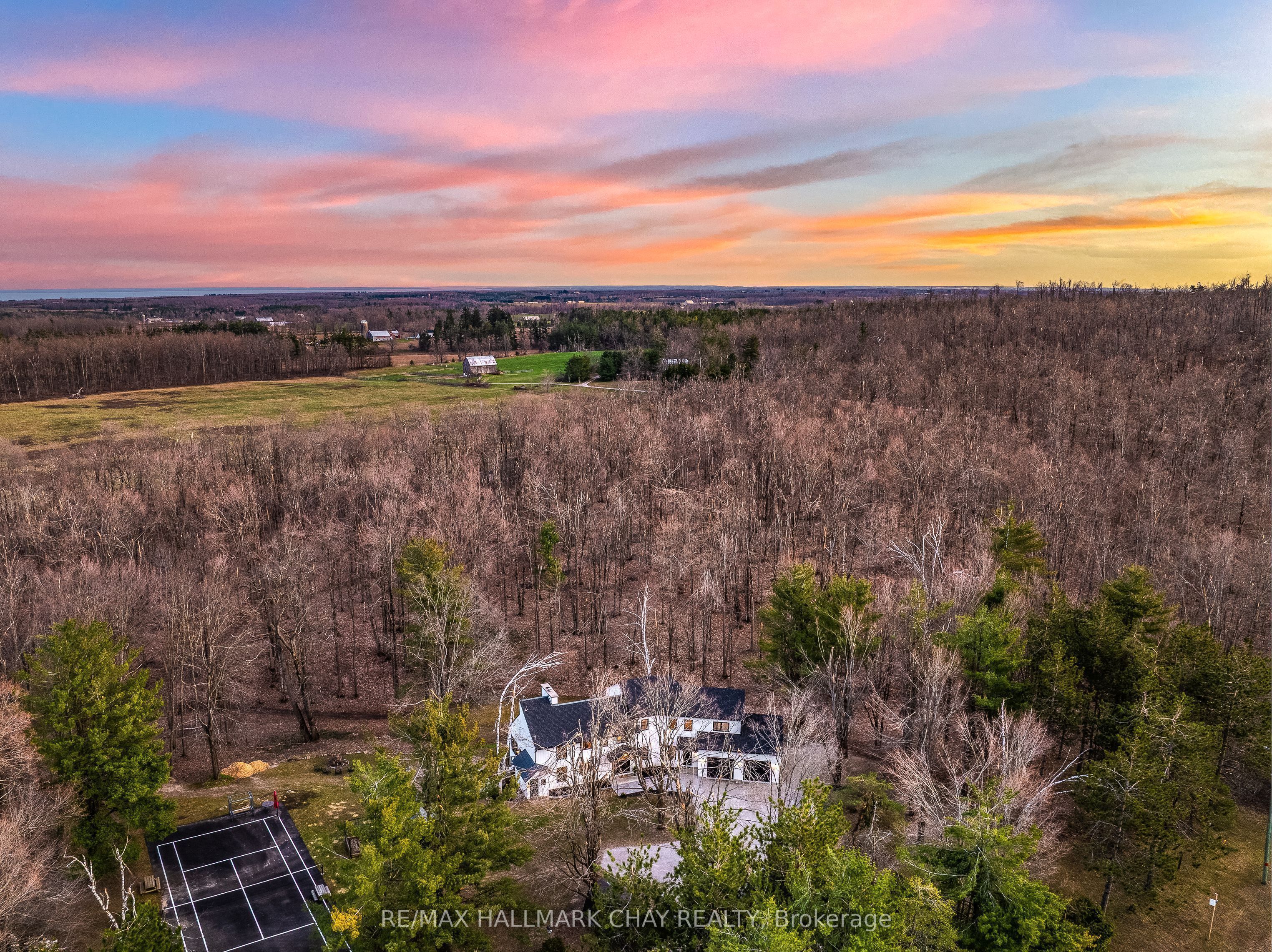 1359 Old Barrie Road E, Oro-medonte, ON, L0L 1T0