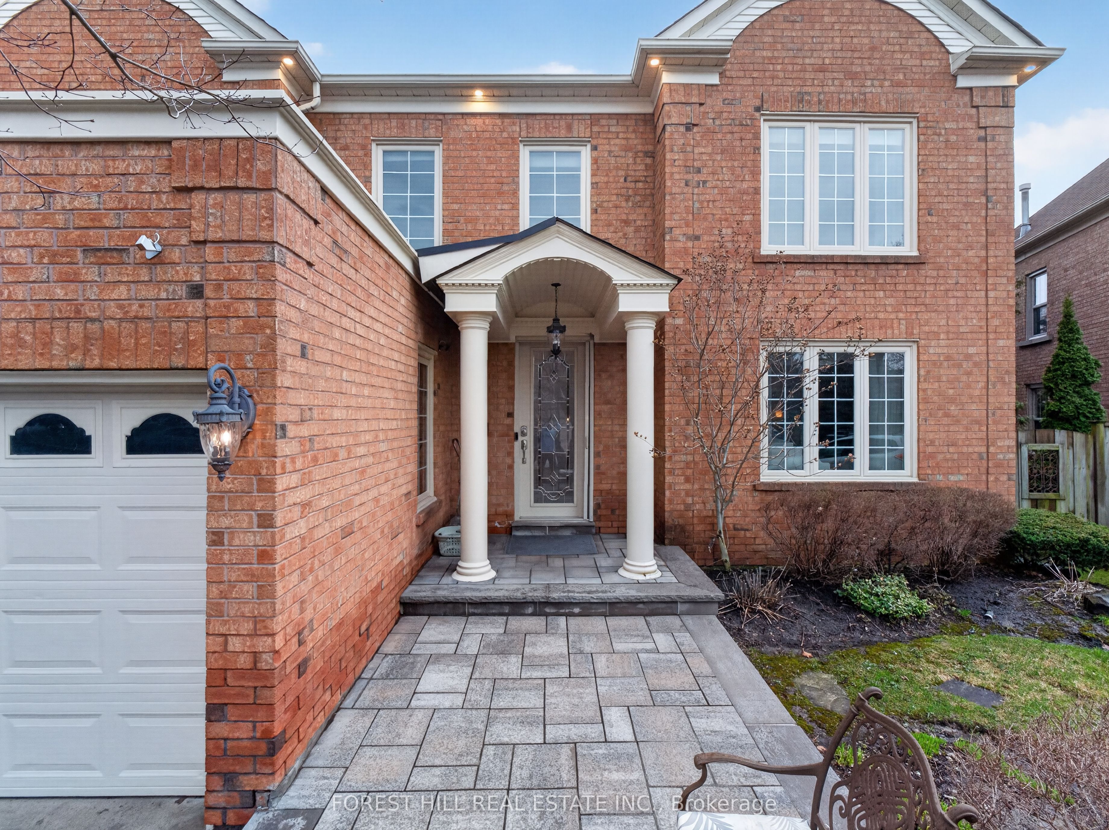 Additional image 3 of 60 Gatcombe Circle, Richmond Hill, ON, L4C 9P5