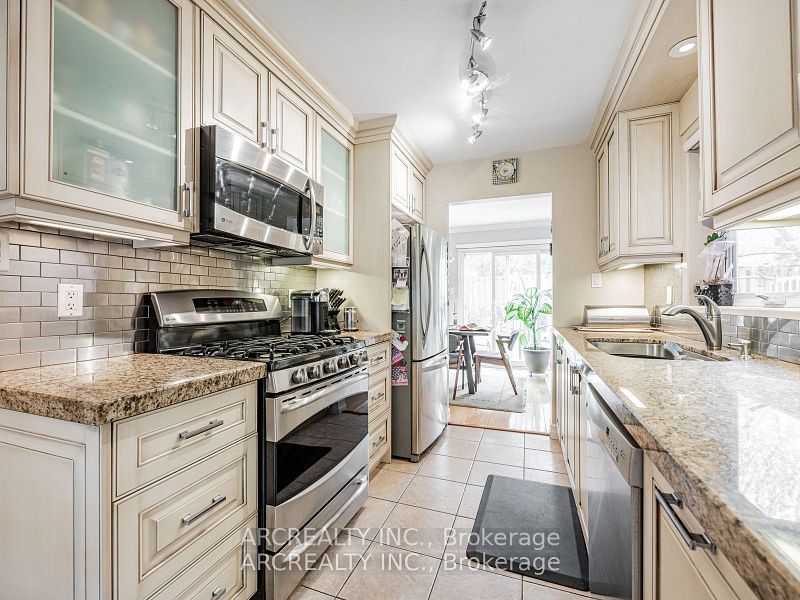 Additional image 3 of 49 White Boulevard, Vaughan, ON, L4J 5Z4