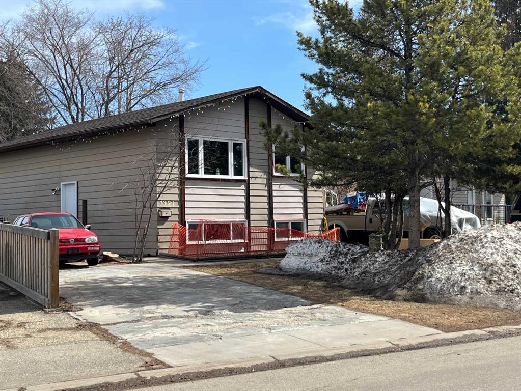Additional image 2 of 7321 99 Street, Grande Prairie, AB, T8V 4Y1