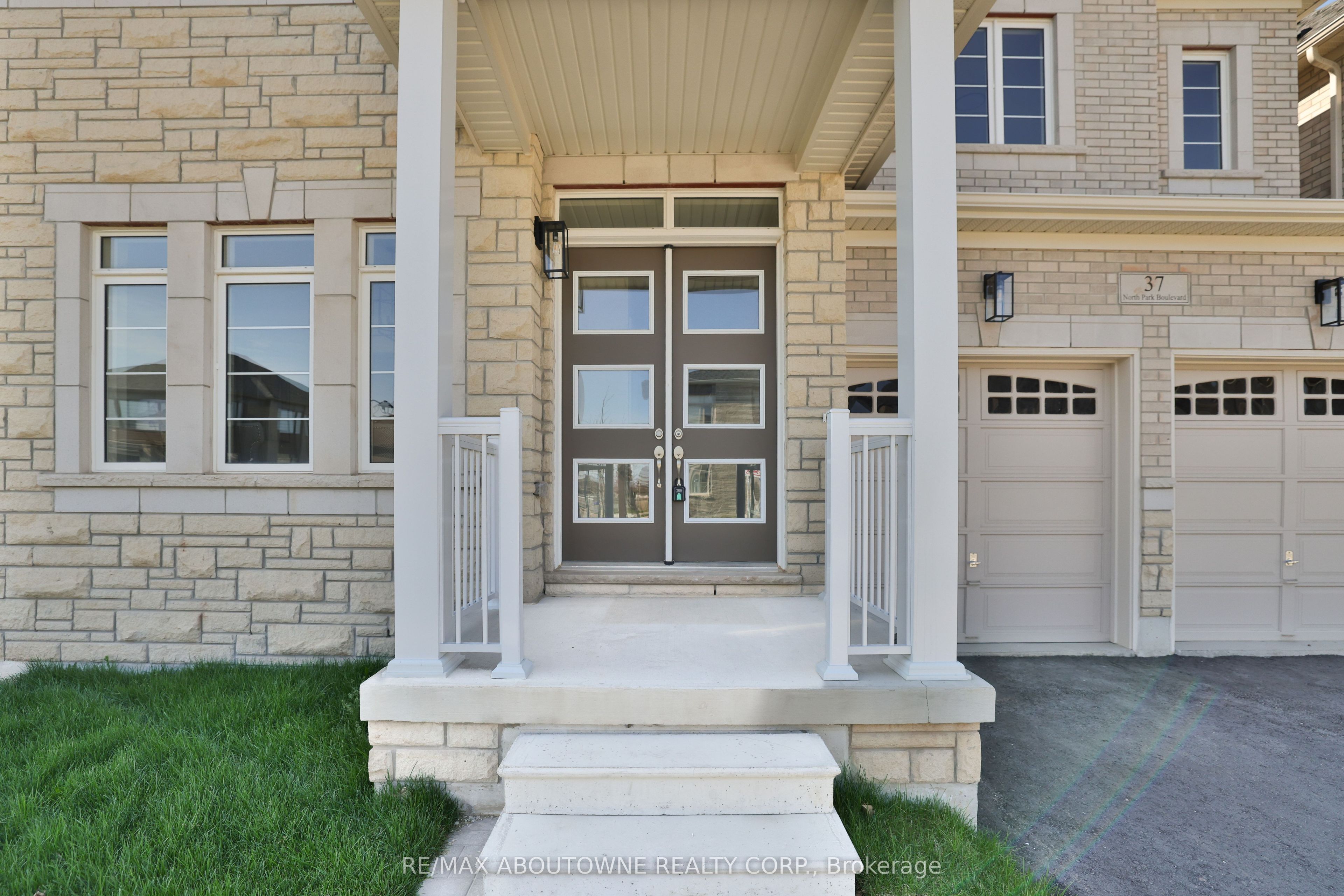 Additional image 5 of 37 North Park Boulevard, Oakville, ON, L6M 0W8