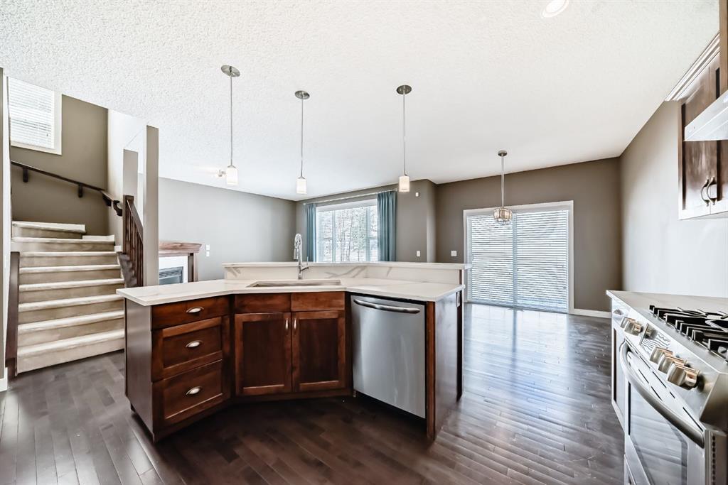 Additional image 5 of 259 St Moritz Drive SW, Calgary, AB, T3H 5X8