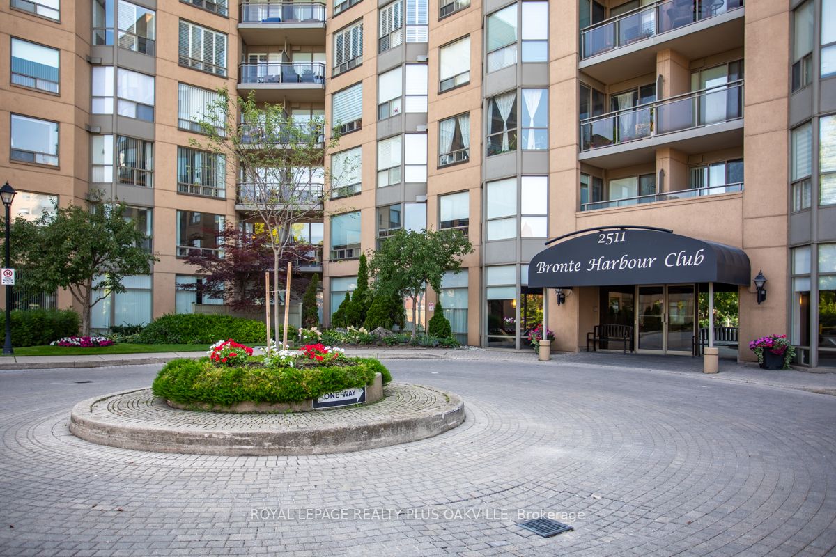 Additional image 2 of 718-2511 Lakeshore Road W, Oakville, ON, L6L 6L9