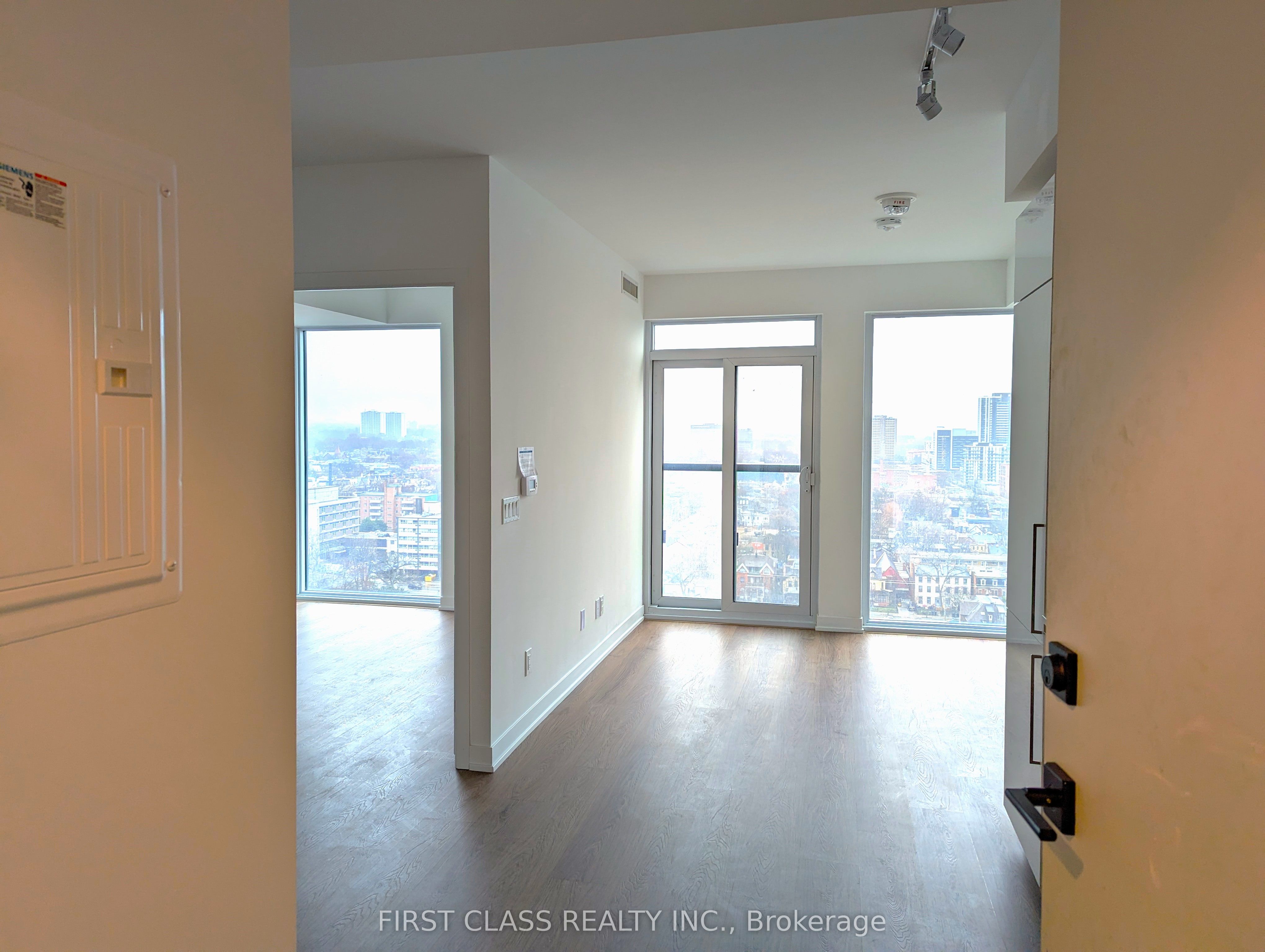 2011-319 Jarvis Street E, Toronto, ON, M5B 2C2 photo 4