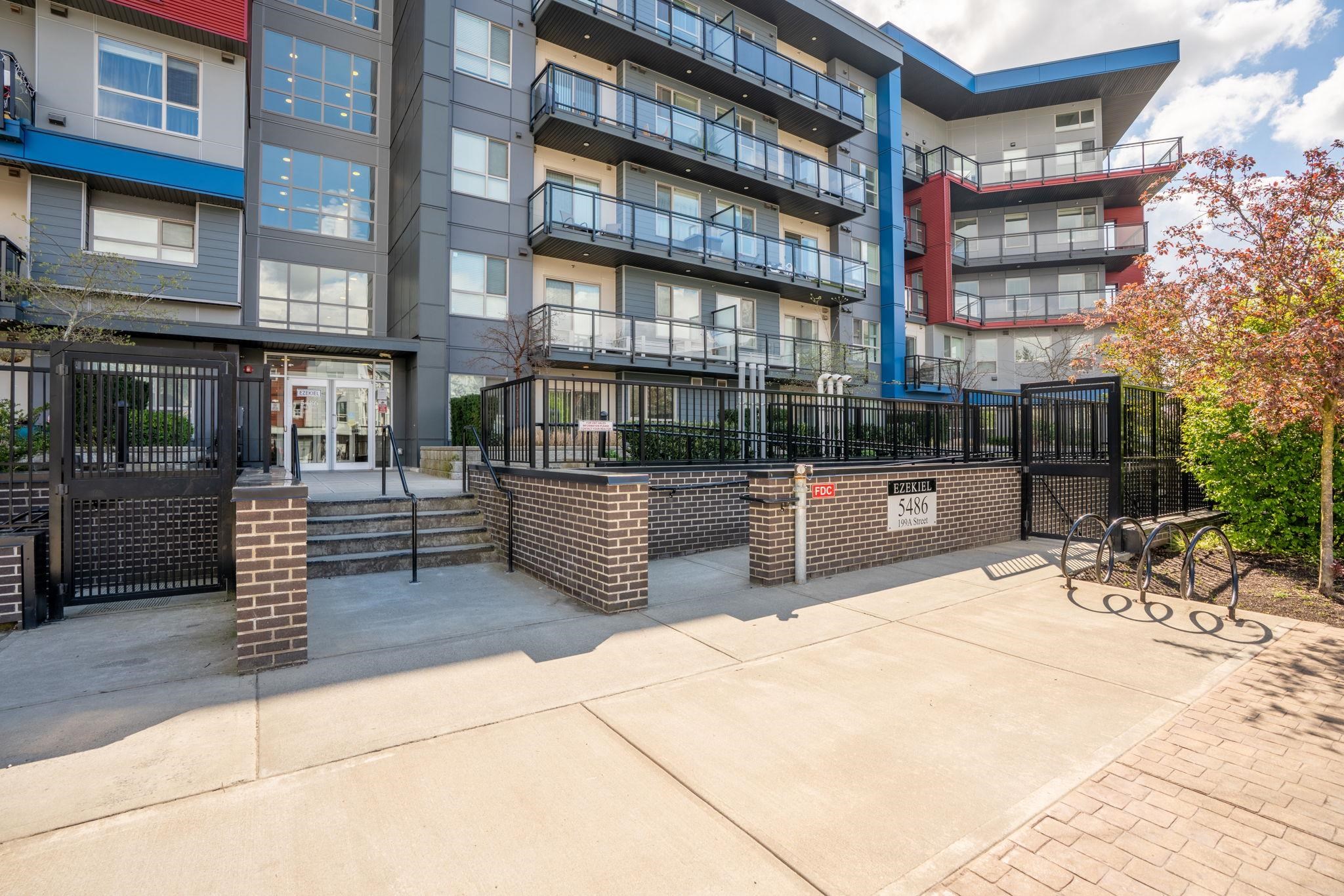 309-5486 199a Street, Langley, BC, V3A 0N6