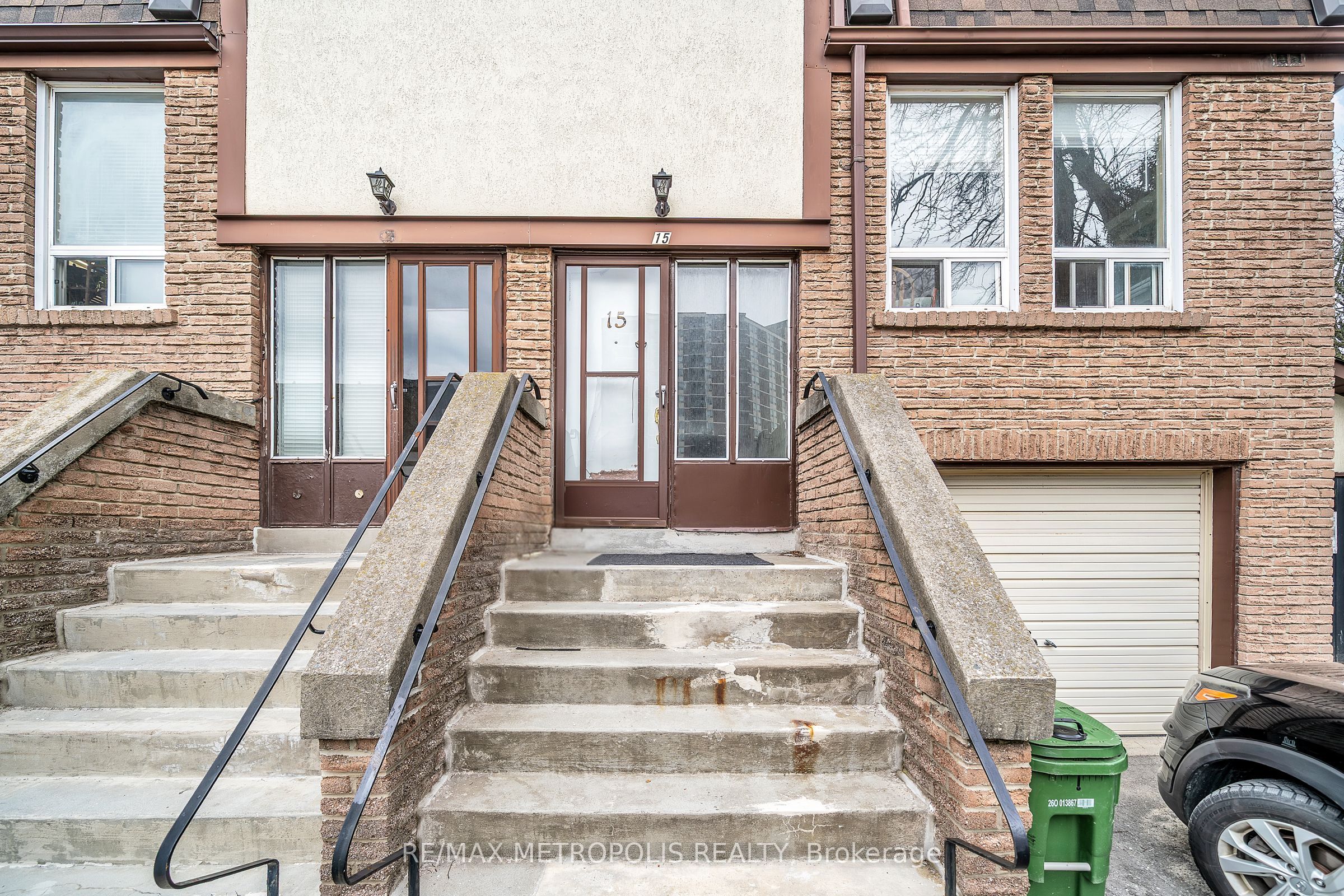 15-175 Trudelle Street, Toronto, ON, M1J 3K5
