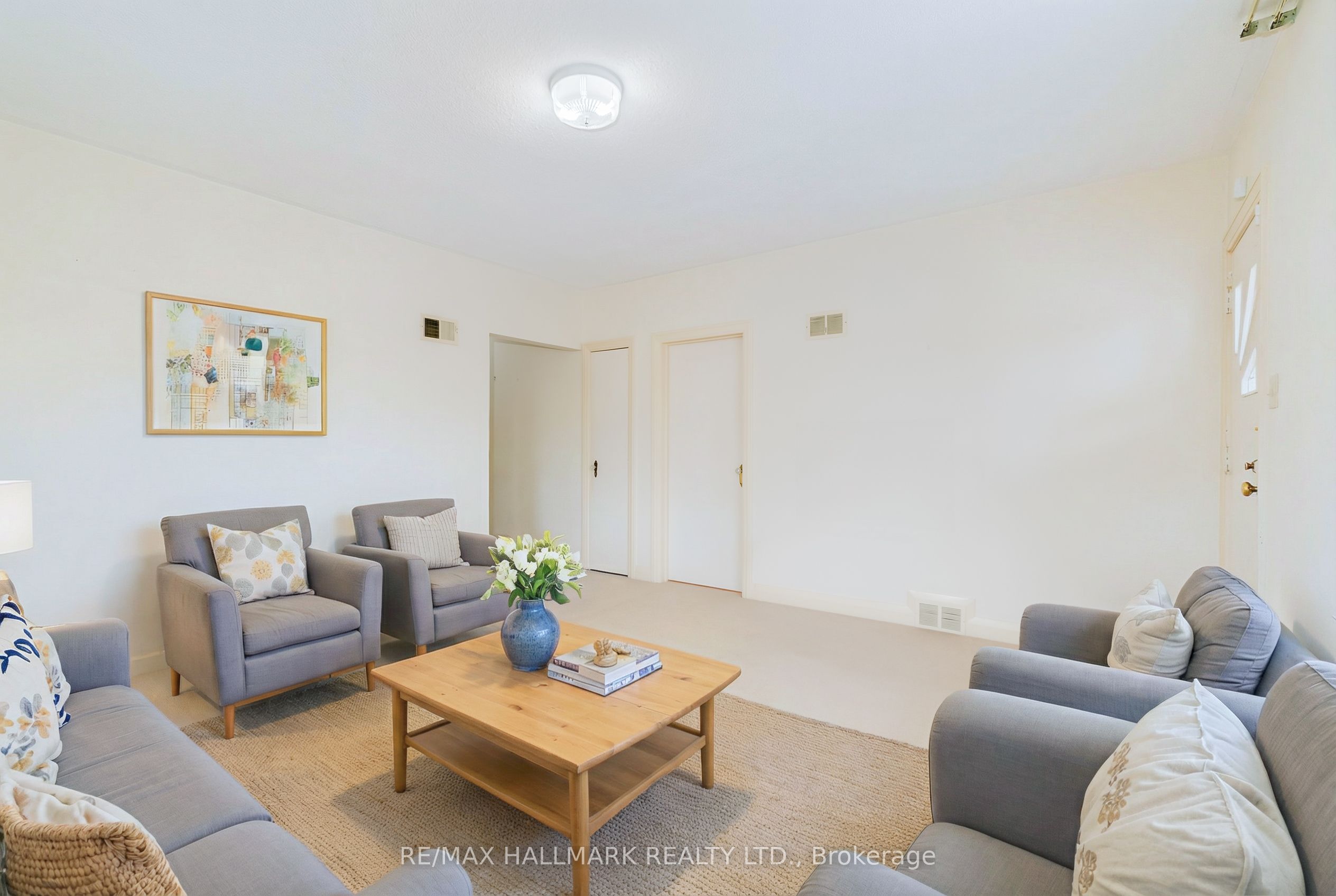 Additional image 4 of 945 Glencairn Avenue, Toronto, ON, M6B 2A6
