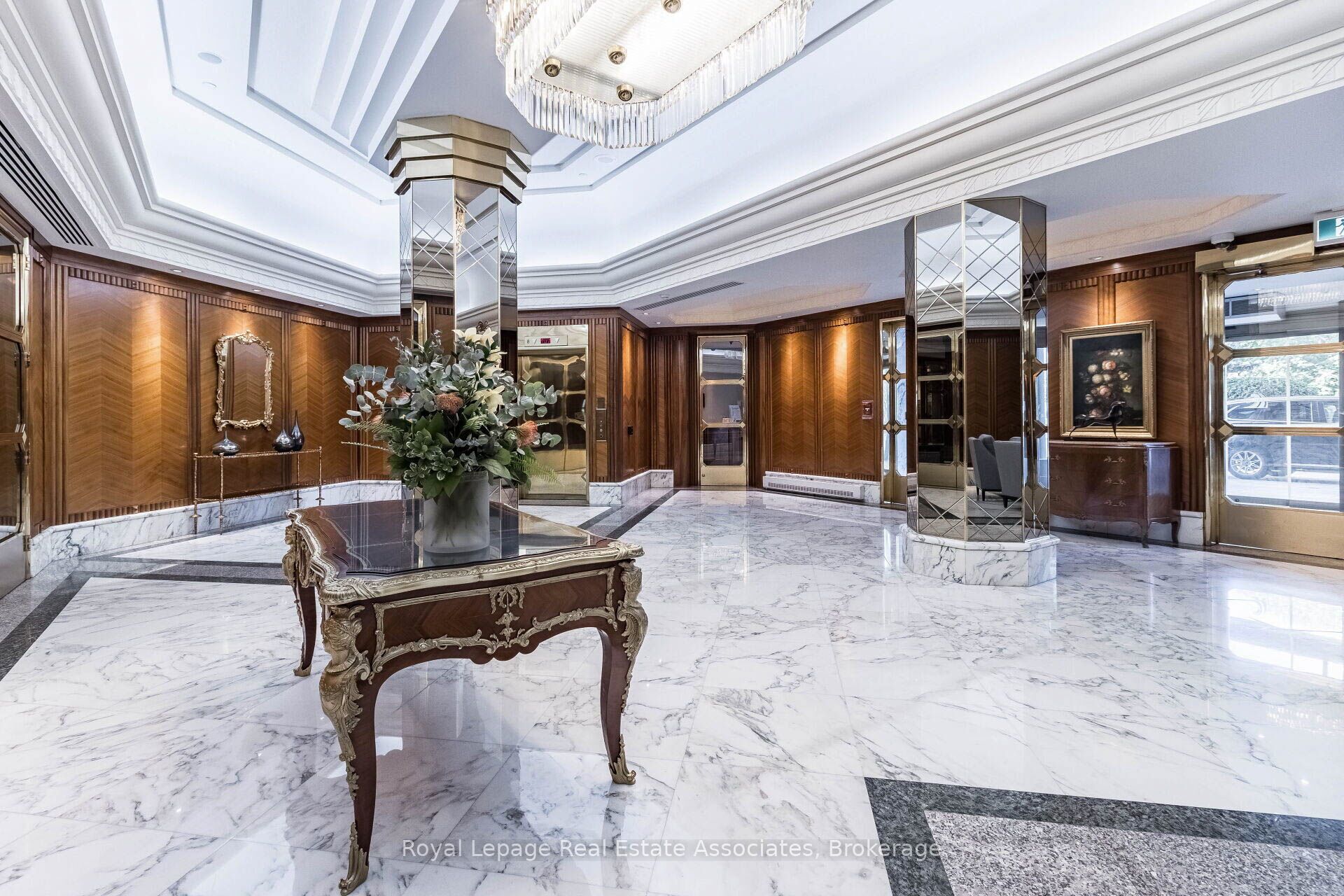 Additional image 4 of 2407-1 Palace Pier Court, Toronto, ON, M8V 3W9