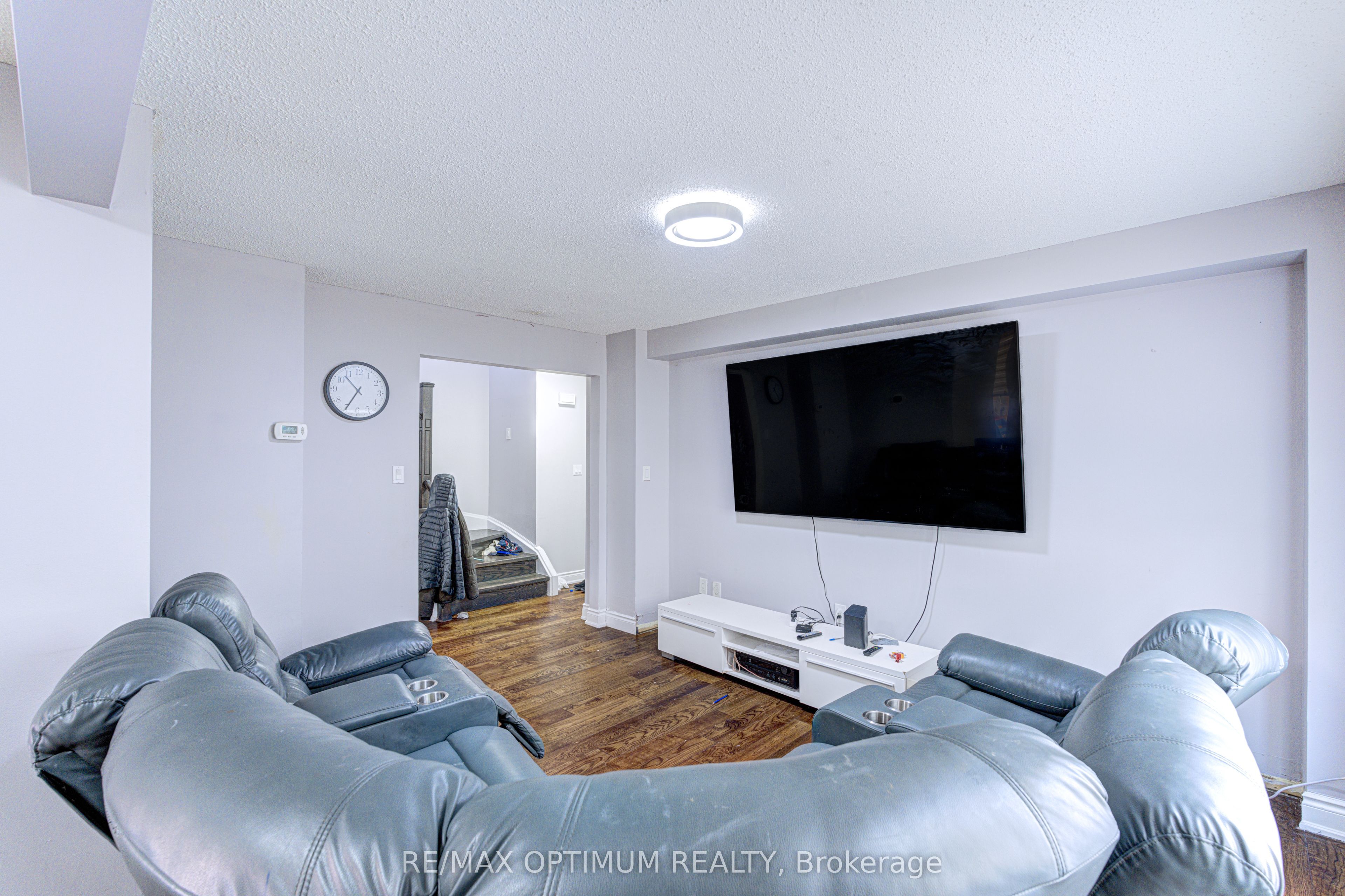 Additional image 3 of 5 Roehampton Crescent, Brampton, ON, L6Y 2R3