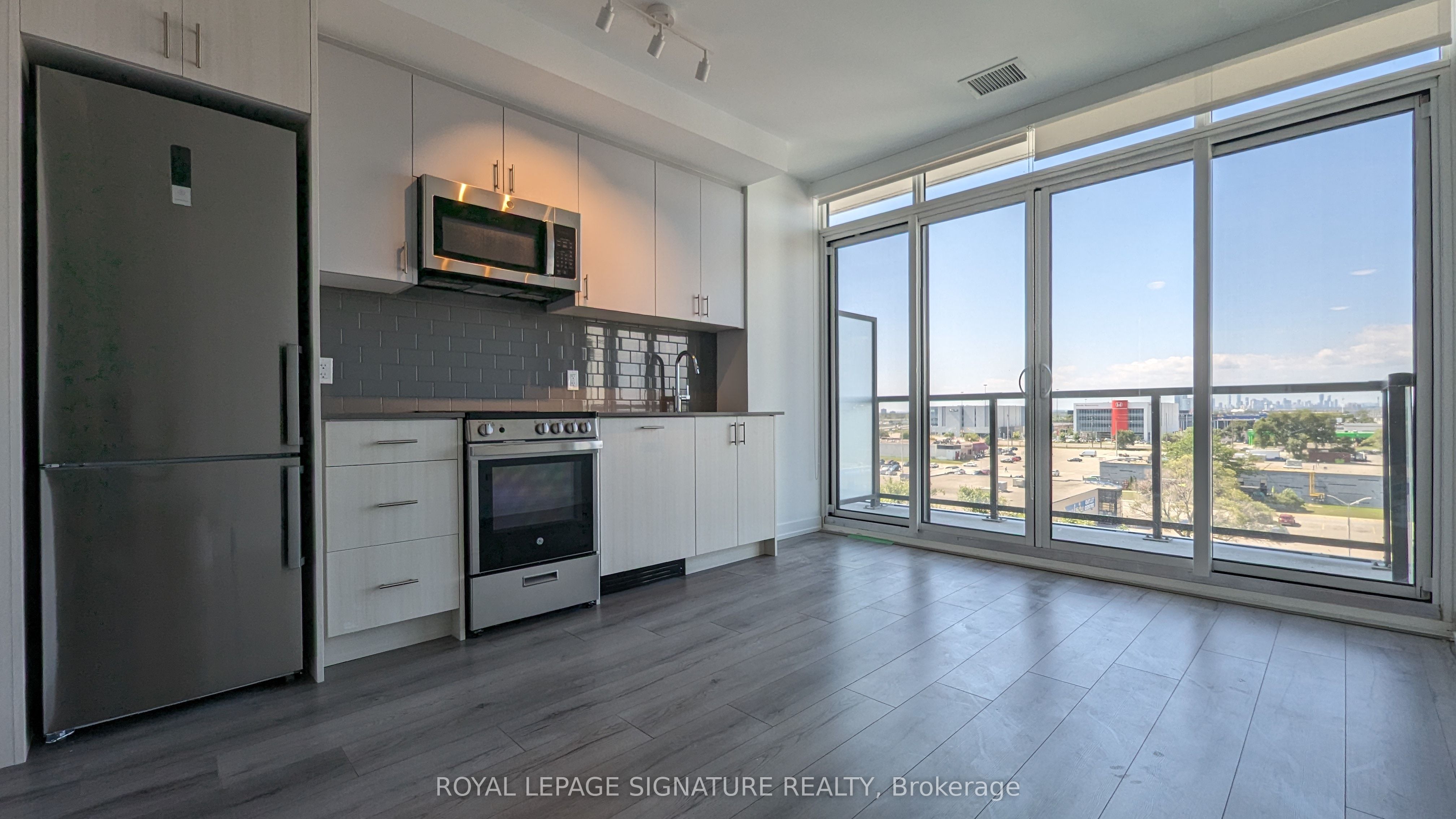 619-1195 The Queensway N/a, Toronto, ON, M8Z 1R6