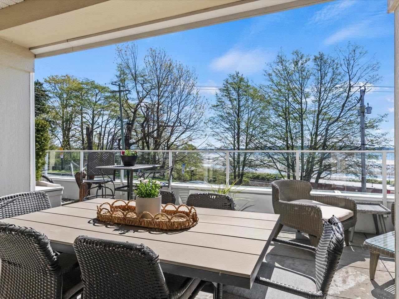 Additional image 2 of 112-15621 Marine Drive, White Rock, BC, V4B 1E1