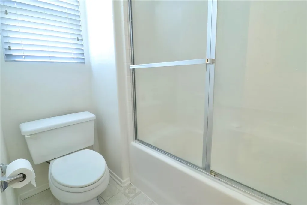 Additional image 20 of 15230 Rosewood Cir, Fontana, CA 92336