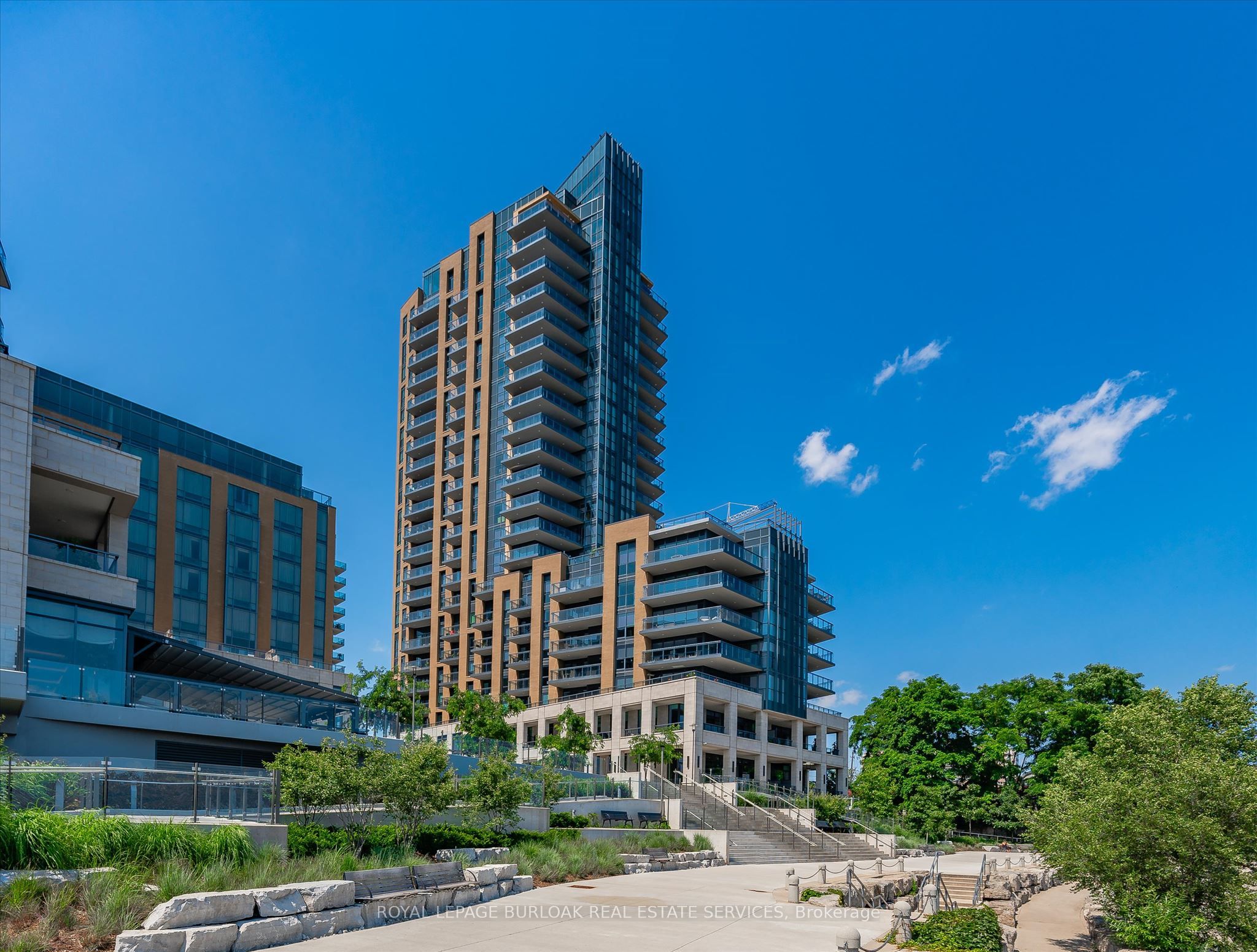 1501-2060 Lakeshore Road, Burlington, ON, L7R 5A1