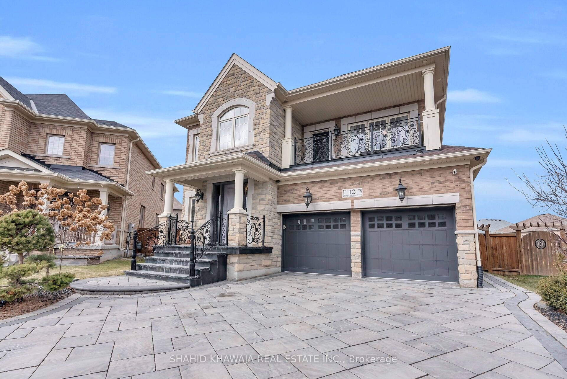 12 Orangeblossom Trail, Brampton, ON, L6X 3B4