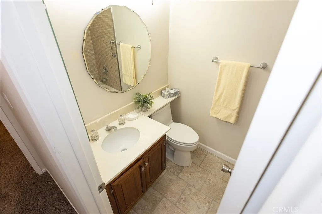 Additional image 36 of 26801 Circle Of The Oaks, Newhall, CA 91321