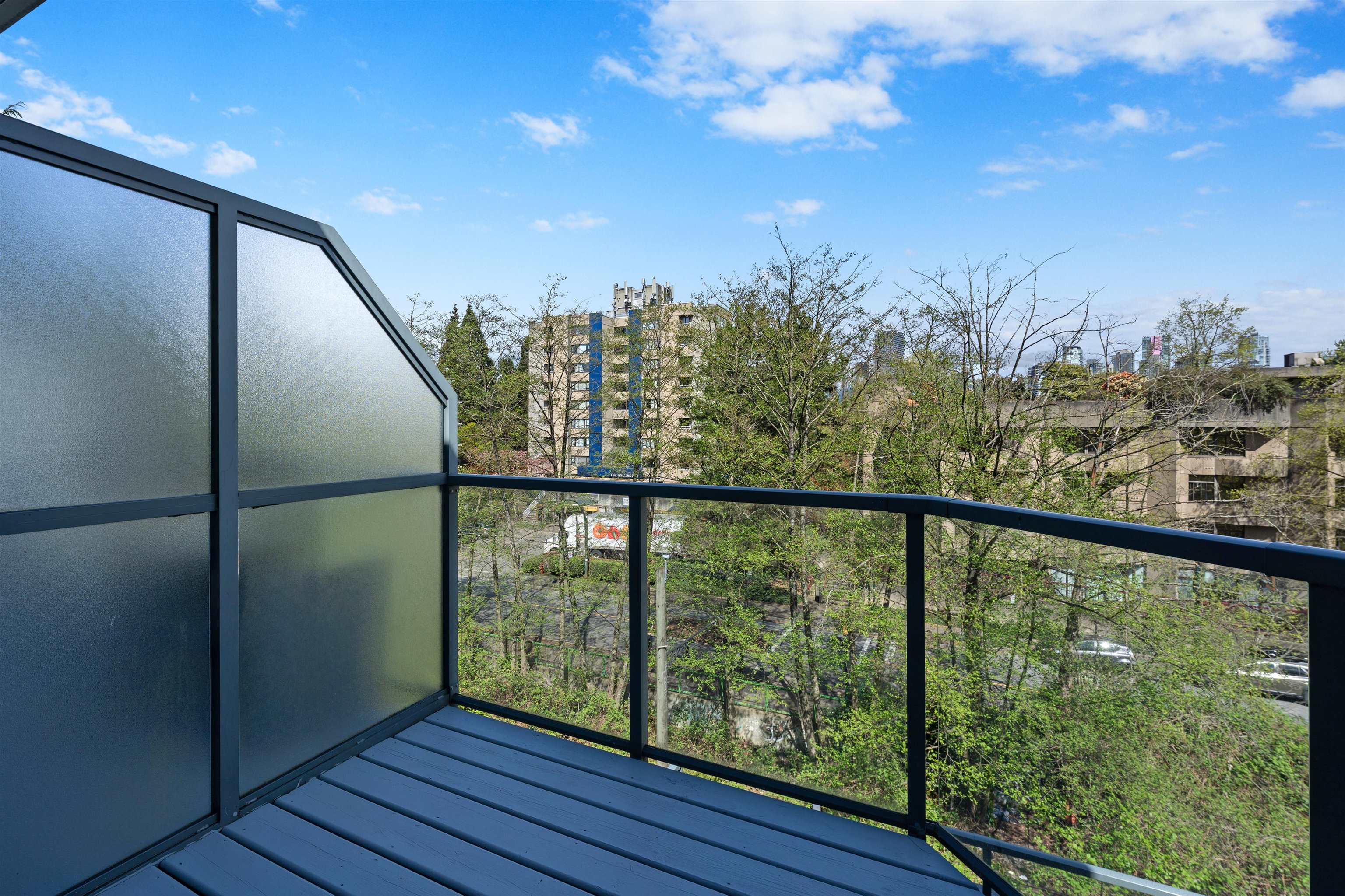 Additional image 5 of 3-1355 4th Avenue W, Vancouver, BC, V6H 3Y8