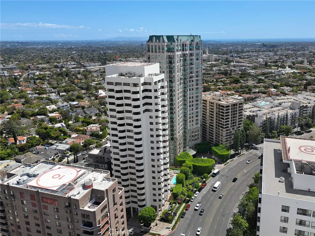 10560 Wilshire Boulevard Unit 906, Los Angeles, CA 90024