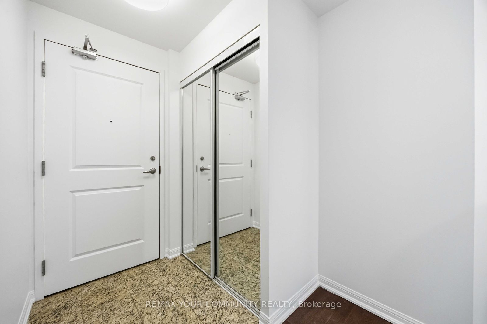 Additional image 4 of 1206-21 Grand Magazine Street, Toronto, ON, M5V 1B5