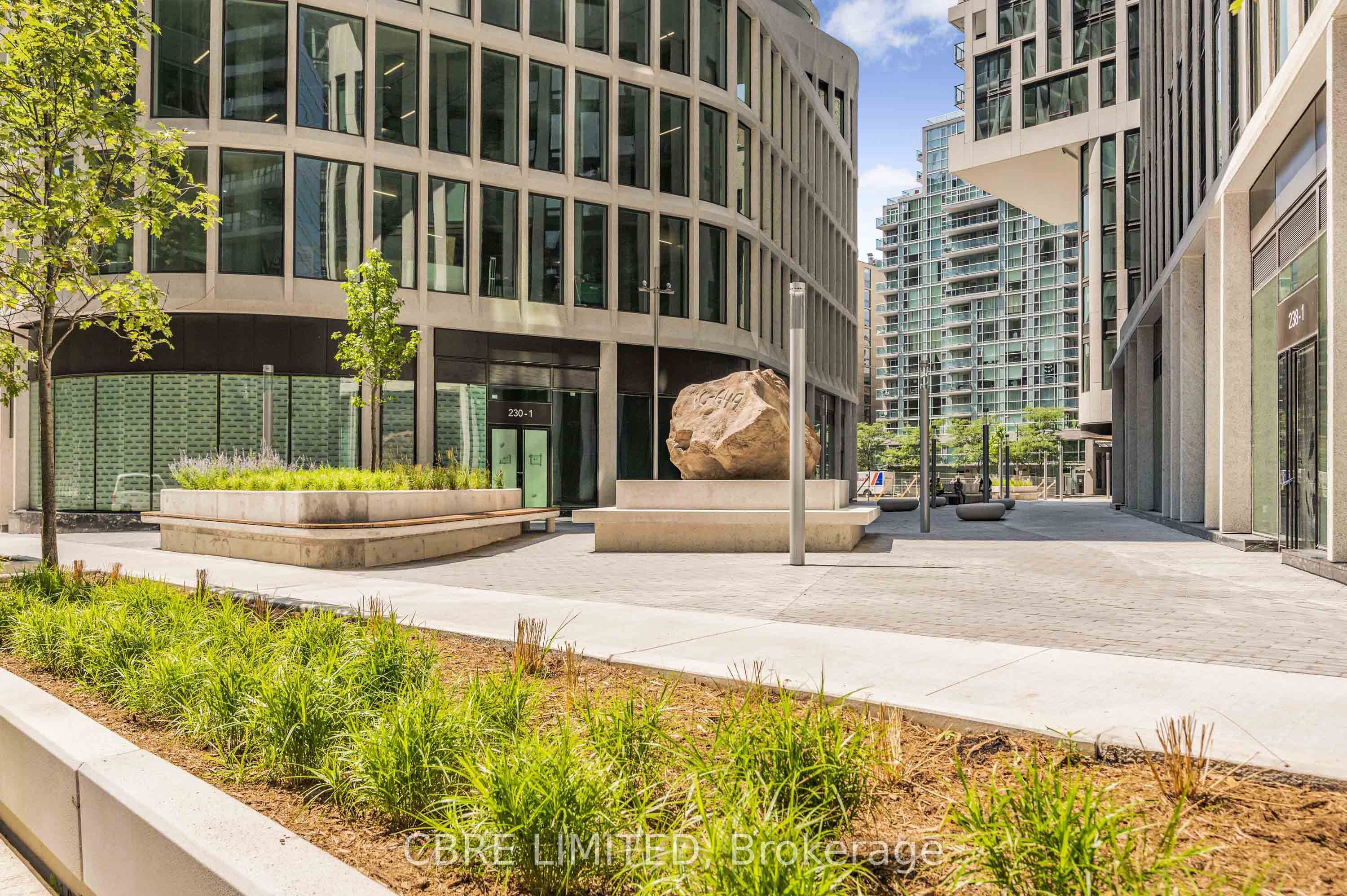 Additional image 5 of 302-230 Simcoe Street, Toronto, ON, M5T 1T4